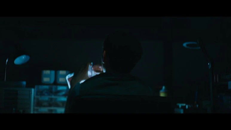 %EC%8A%A4%EB%A7%88%ED%8A%B8%ED%8F%B0%EC%9D%84_%EB%96%A8%EC%96%B4%EB%9C%A8%EB%A0%B8%EC%9D%84_%EB%BF%90%EC%9D%B8%EB%8D%B0_Unlocked,2022.720p.HDRip.H264.AAC.mkv_20230217_234733.794.jpg?type=w773