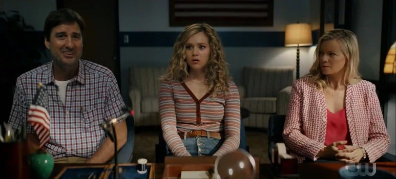 stargirl.s02e01.720p.hdtv.x264-syncopy.mkv_20210811_200534.443.jpg?type=w773