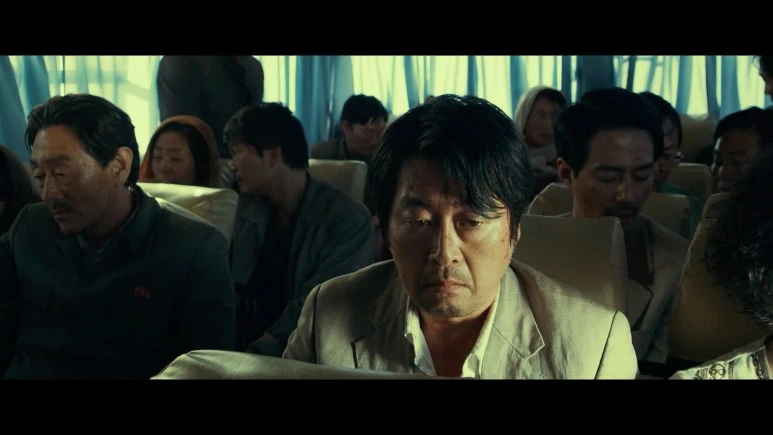 Escape.from.Mogadishu.2021.1080p.FHDRip.H264.AAC-iMBC.mp4_20211014_142836.01.jpg?type=w773