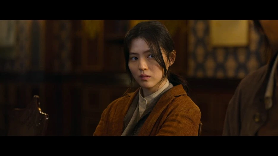 %EA%B2%BD%EC%84%B1%ED%81%AC%EB%A6%AC%EC%B2%98.Gyeongseong_Creature.E01.1080p.NF-Sinper.mkv_snapshot_00.56.22_2023.12.jpg?type=w1