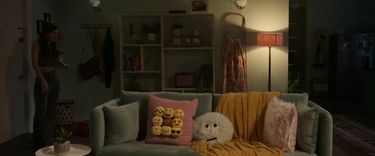 Afterlife.Of.The.Party.2021.1080p.WEBRip.x264-RARBG.mp4_20210904_181433.225.jpg?type=w773