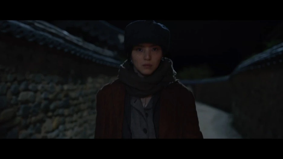 %EA%B2%BD%EC%84%B1%ED%81%AC%EB%A6%AC%EC%B2%98.Gyeongseong_Creature.E01.1080p.NF-Sinper.mkv_snapshot_00.42.11_2023.12.jpg?type=w1