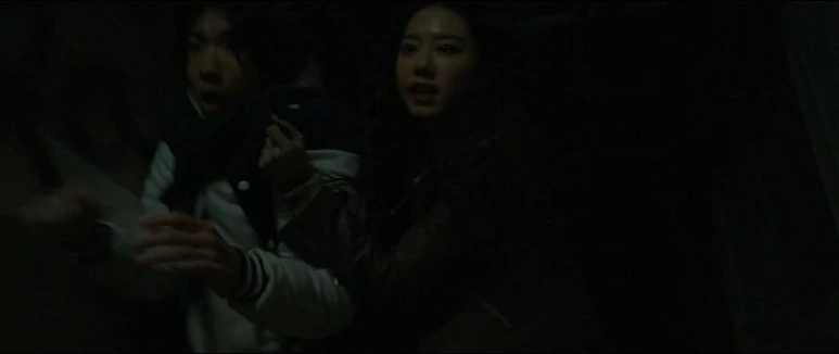 %EA%B7%80%EB%AC%B8_GUIMOON_The_Lightless_Door.2021.1080p.HEVC.AAC-NonDRM.mp4_20210909_215703.jpg?type=w773