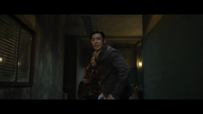 %EA%B2%BD%EC%84%B1%ED%81%AC%EB%A6%AC%EC%B2%98.Gyeongseong_Creature.E05.1080p.NF-Sinper.mkv_snapshot_00.08.36_2023.12.jpg?type=w773