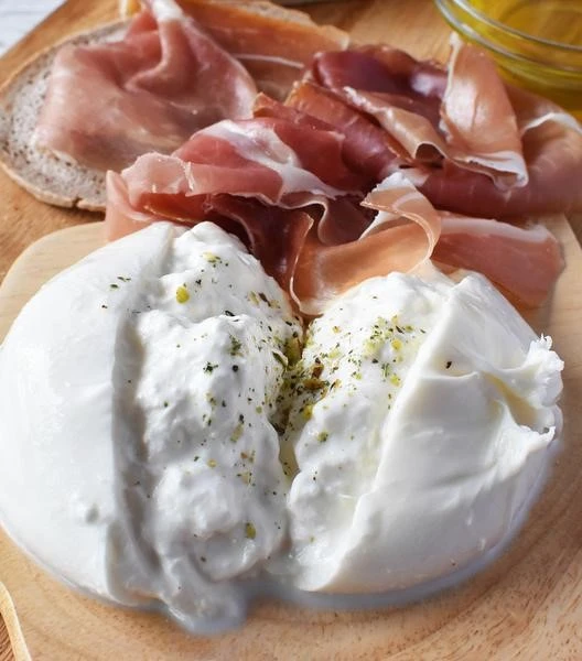 scv2-Burrata_grande.jpg?type=w800