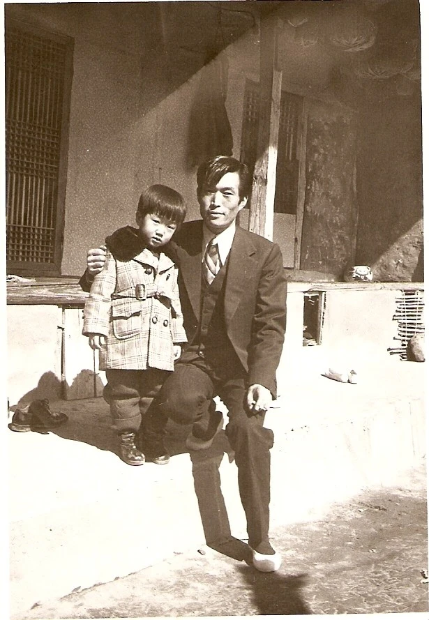 %EC%95%84%EB%B2%84%EC%A7%80%EC%99%80%EB%82%98.jpg?type=w1600