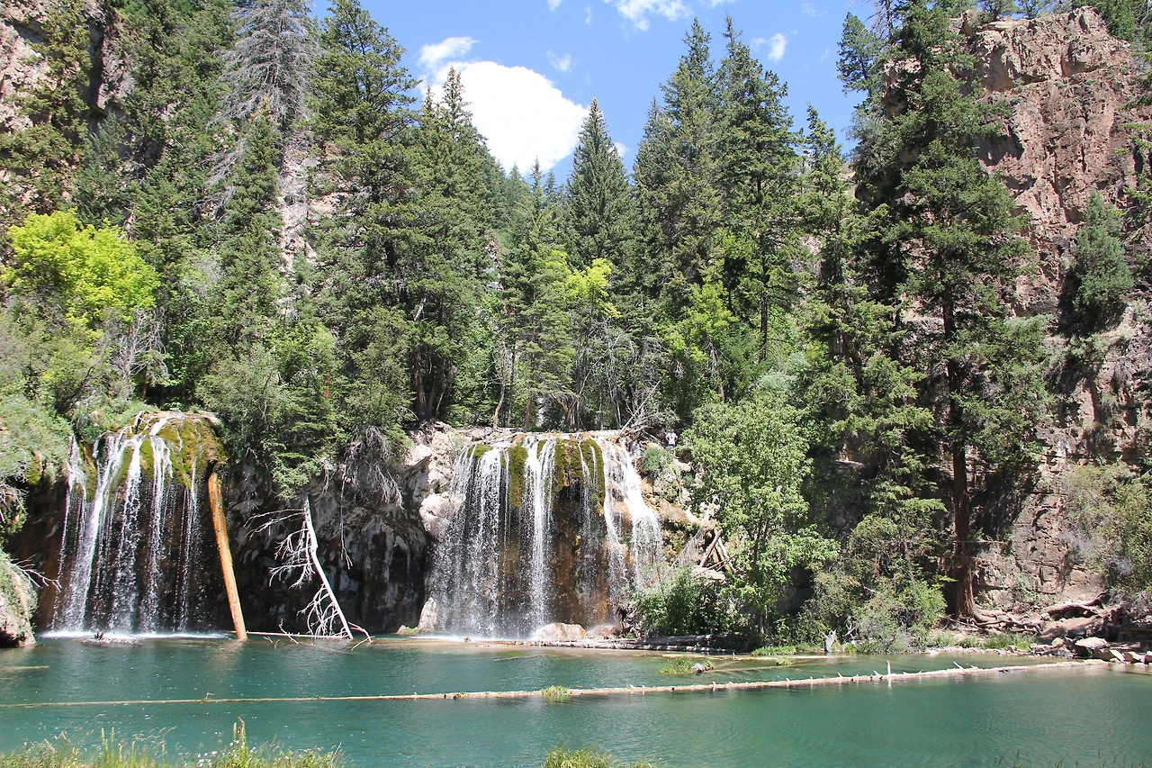 Hanging Lake (4)-Andy-PC.JPG