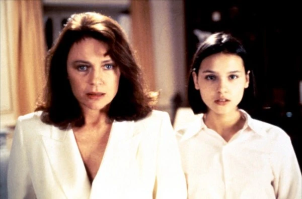 la-ceremonie-1995-11335-17886653291.jpg?type=w2