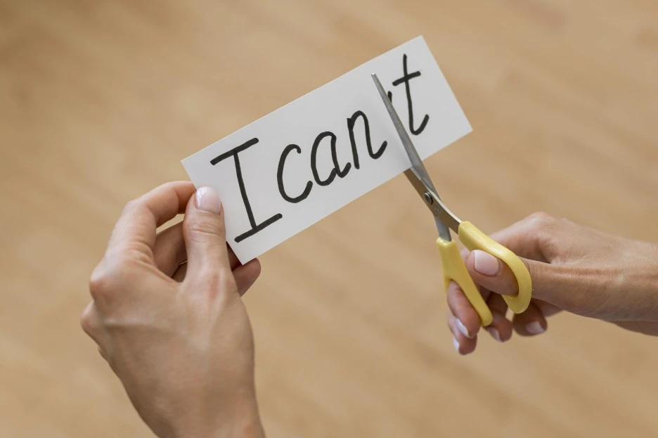 i-cant-message-card-being-cut-with-scissor.jpg?type=w1