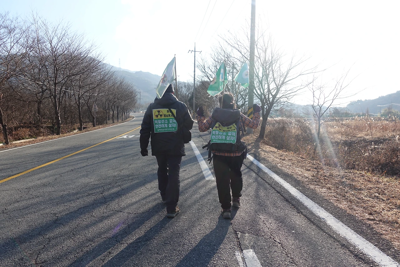 DSC09651 둘이 셋처럼.JPG