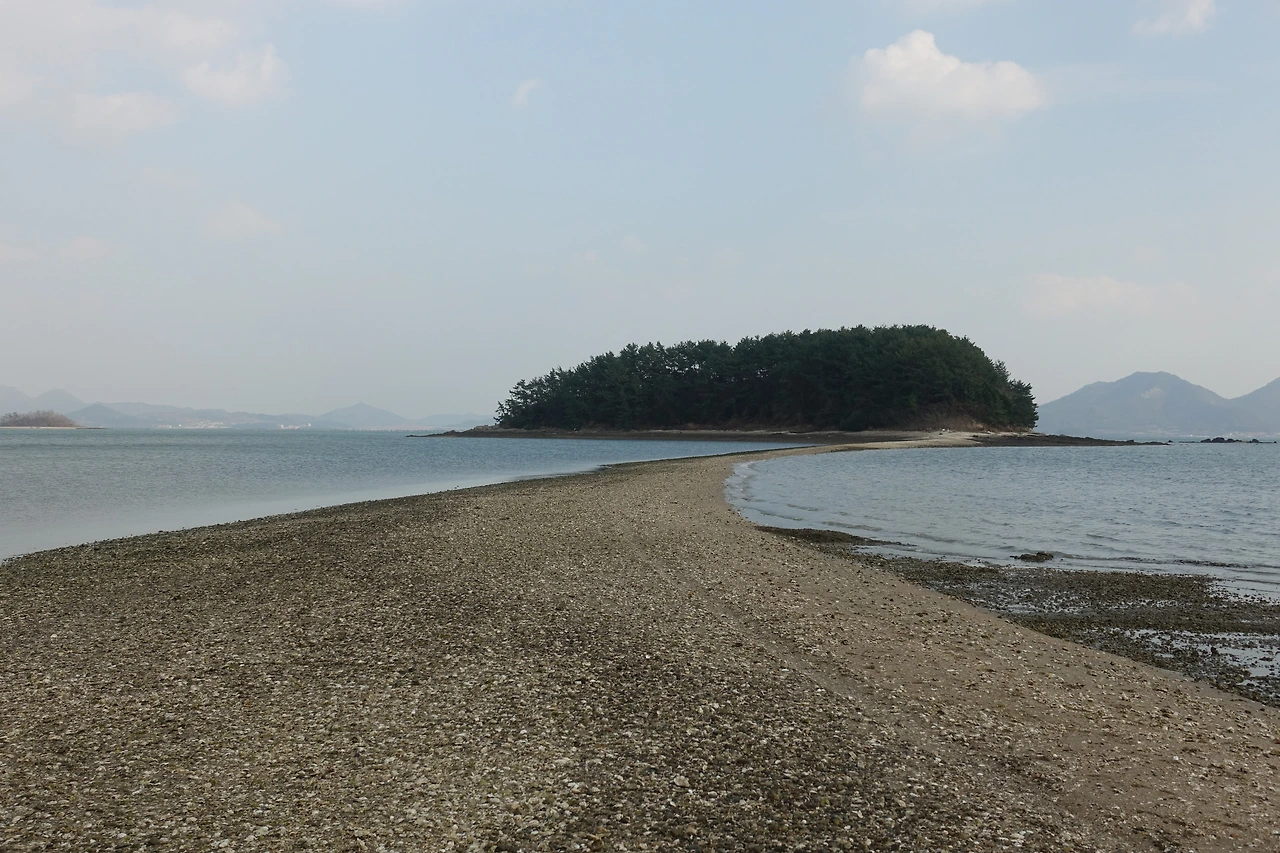 DSC09329 (2)섬에 걸어 들어가다.JPG