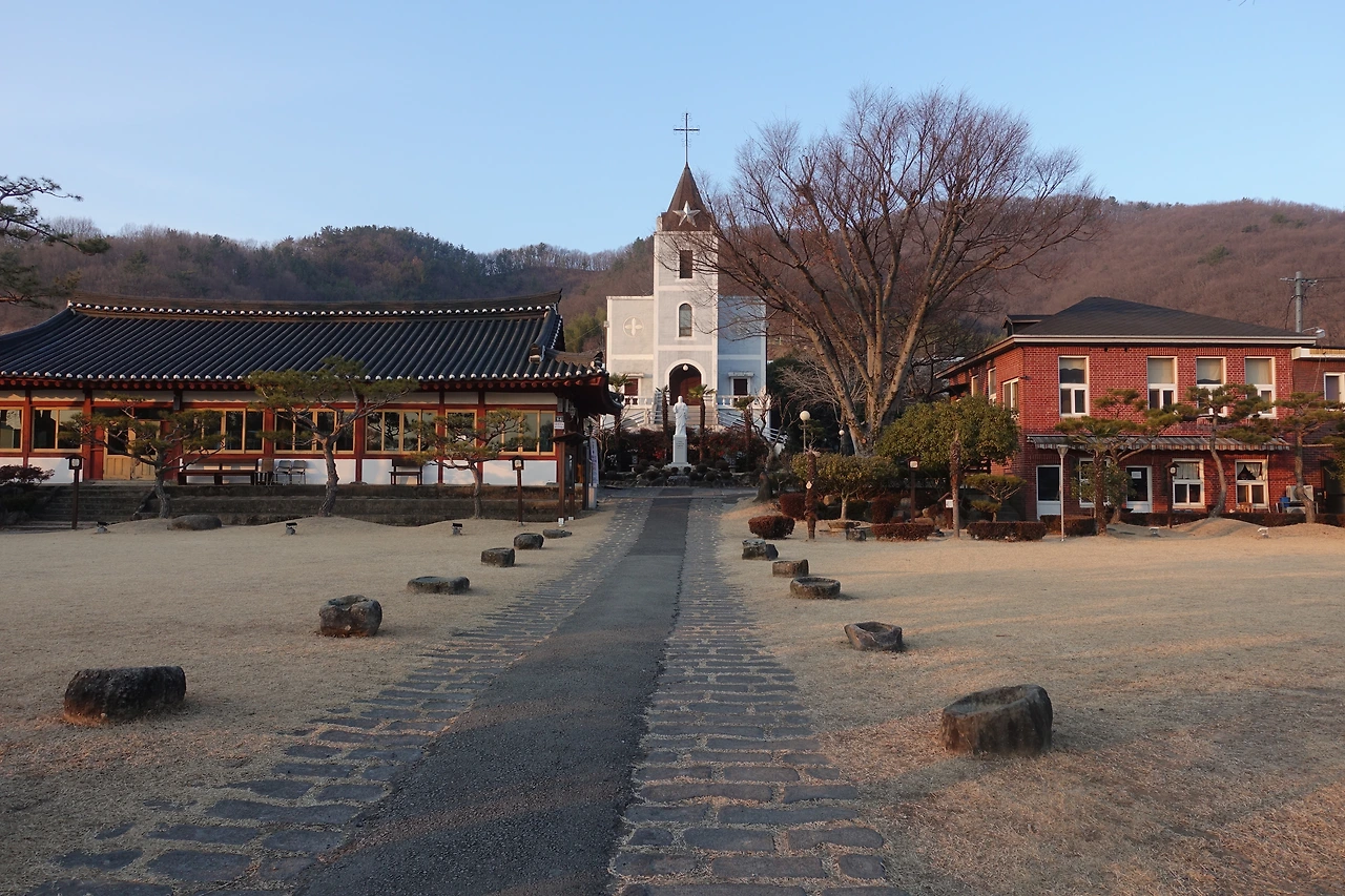 DSC09761 진주 문산성당.JPG