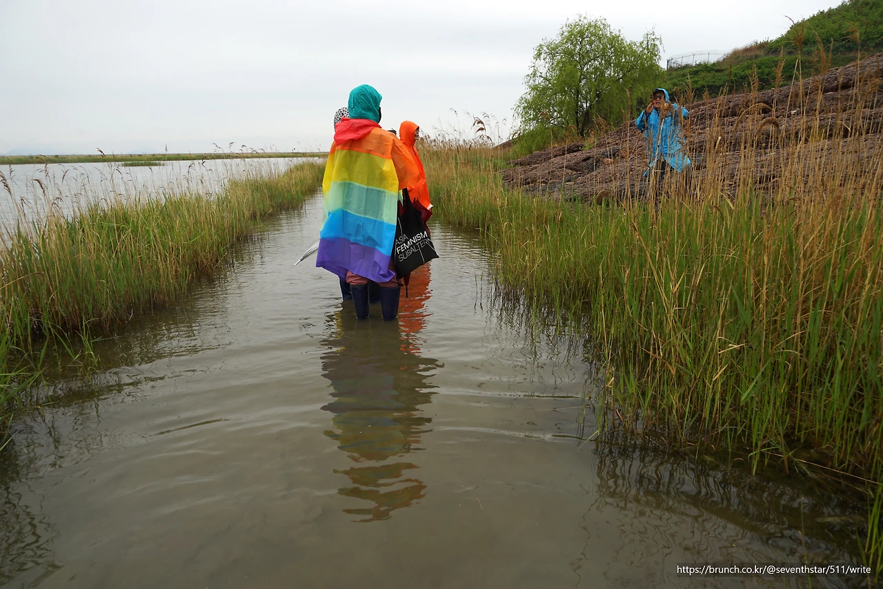 CKB07208' 설명하는 더덕.JPG