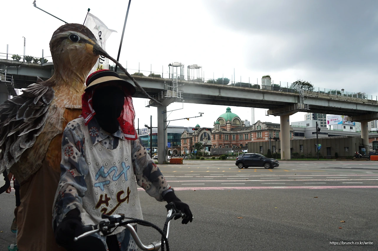 CKC08070' 서울역.JPG