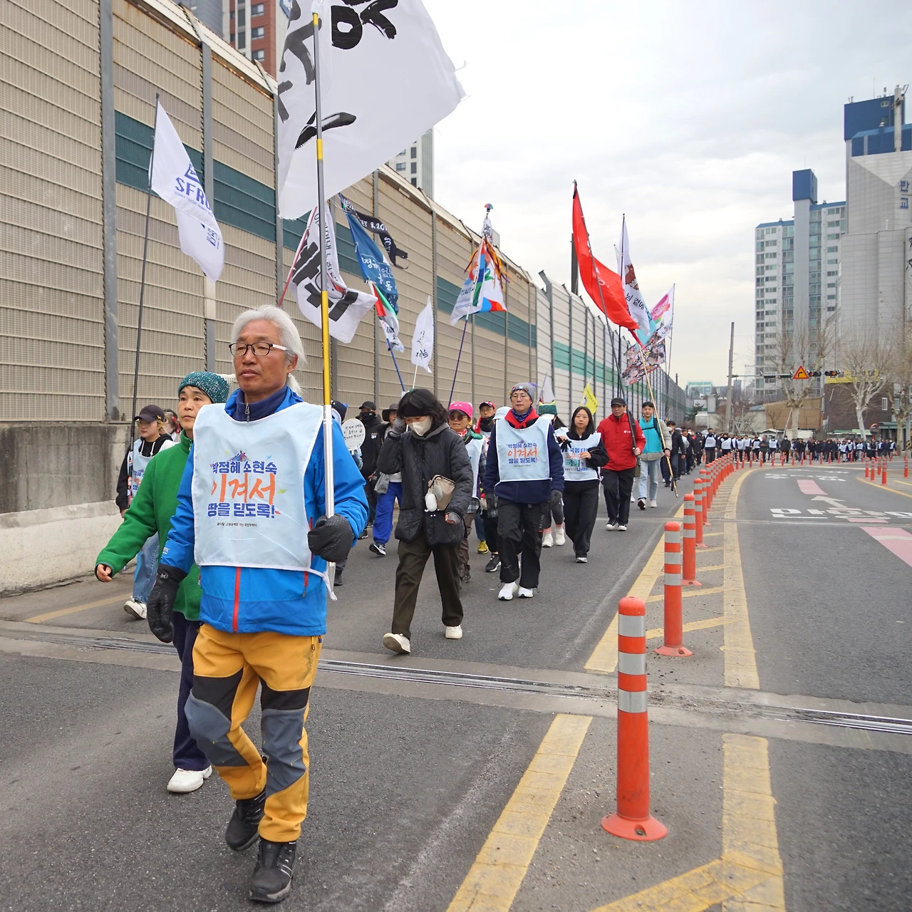 CKB03864' 뚜벅이 행렬.JPG