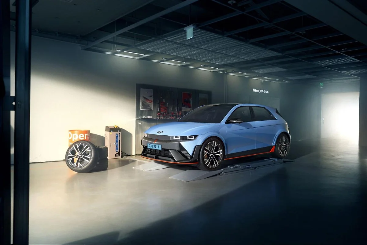 image8.jpg?type=w1200