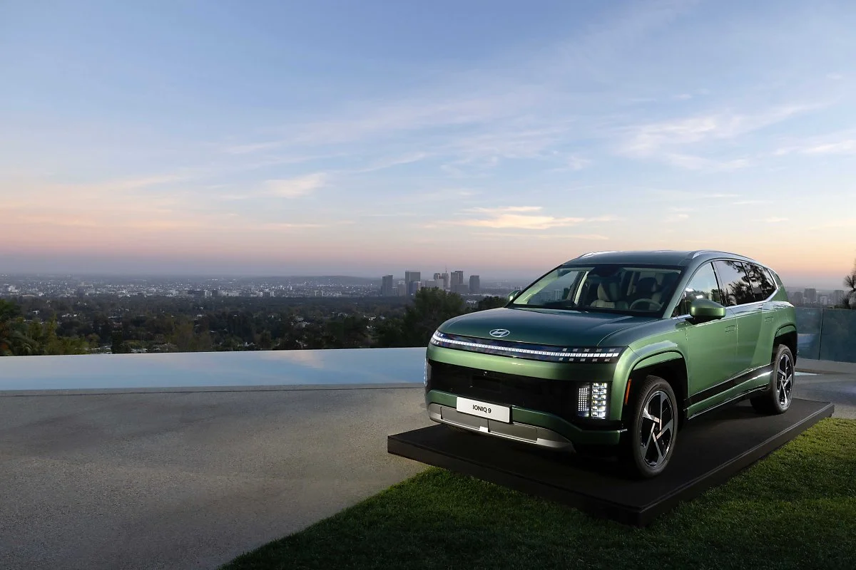 241121_%ED%98%84%EB%8C%80%EC%B0%A8%2C_%EC%95%84%EC%9D%B4%EC%98%A4%EB%8B%89_9_%EC%84%B8%EA%B3%84_%EC%B5%9C%EC%B4%88_%EA%B3%B5%EA%B0%9C%289%29.jpg?type=w1200