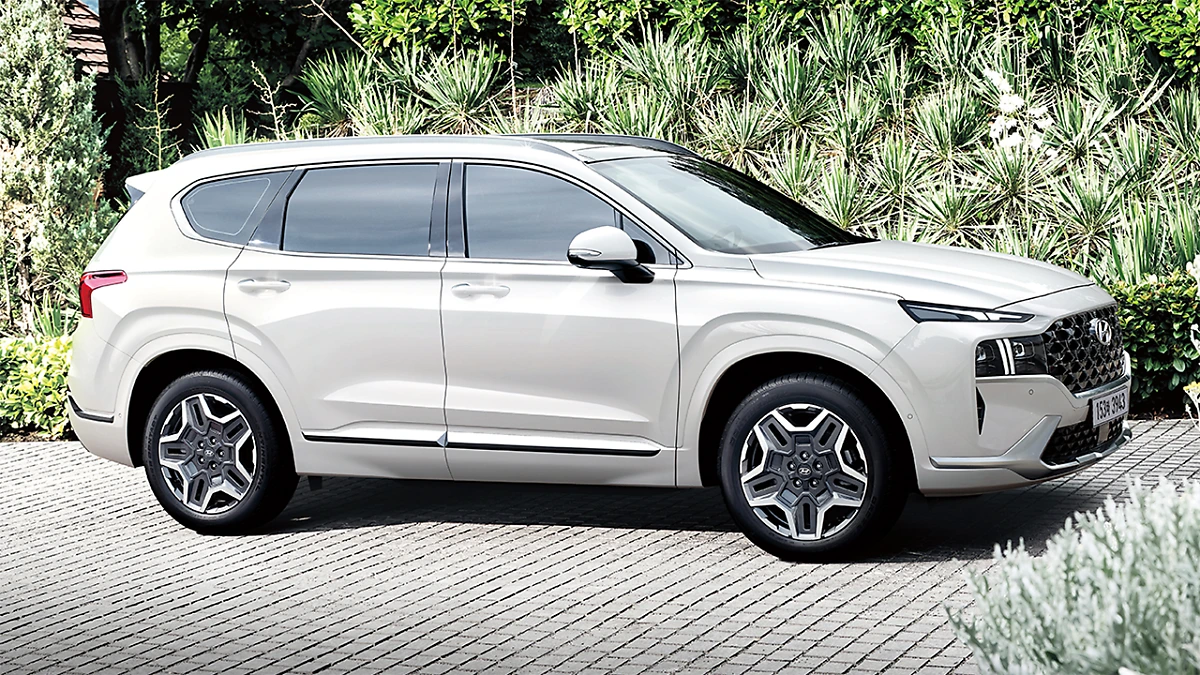 santafe_hybrid_design_side_main.png?type=w1200