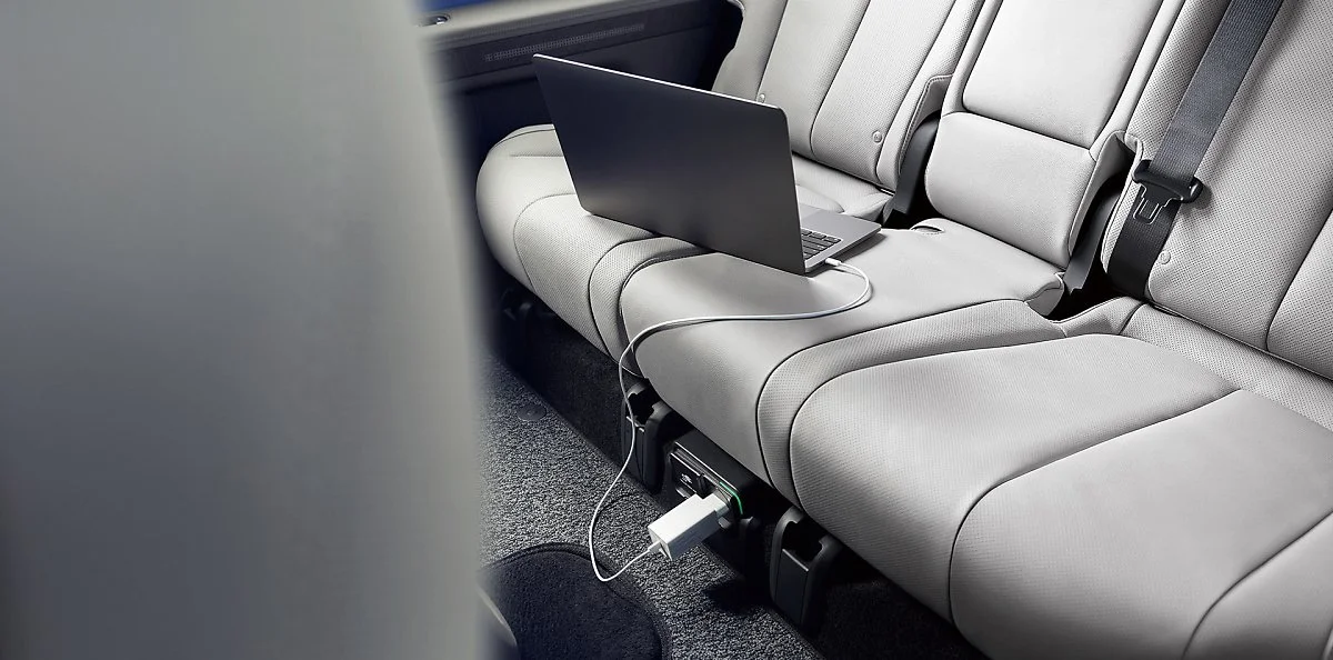 %EC%95%84%EC%9D%B4%EC%98%A4%EB%8B%89__5.jpg?type=w1200