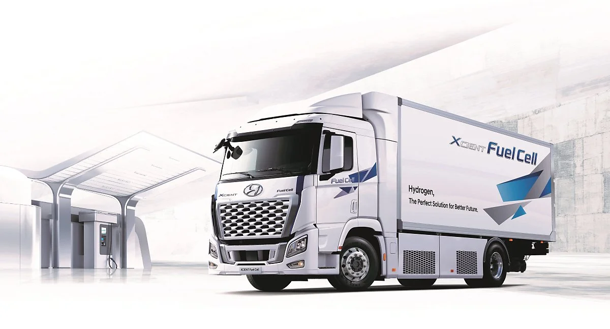 Large-53291-HyundaiMotorBringsHydrogen-poweredCommercialTruckingtoIsraelwithXCIENTFuelCell.jpg?type=w1200