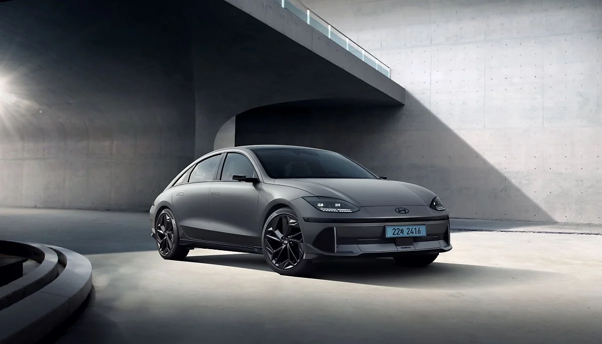 %28%EC%82%AC%EC%A7%847%29_2024_%EC%95%84%EC%9D%B4%EC%98%A4%EB%8B%89_6_%EB%B8%94%EB%9E%99_%EC%97%90%EB%94%94%EC%85%98.jpg?type=w1200