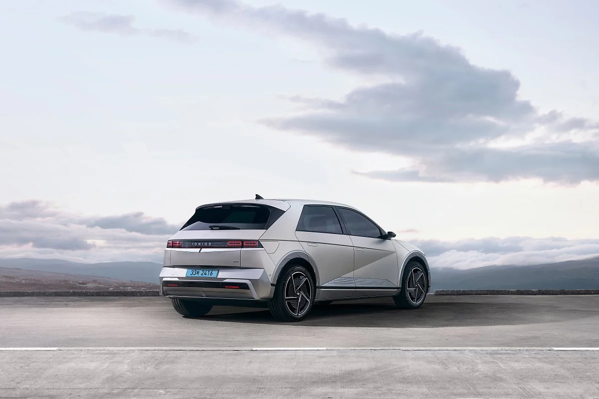 %28%EC%82%AC%EC%A7%843%29_%EB%8D%94_%EB%89%B4_%EC%95%84%EC%9D%B4%EC%98%A4%EB%8B%89_5.jpg?type=w1200