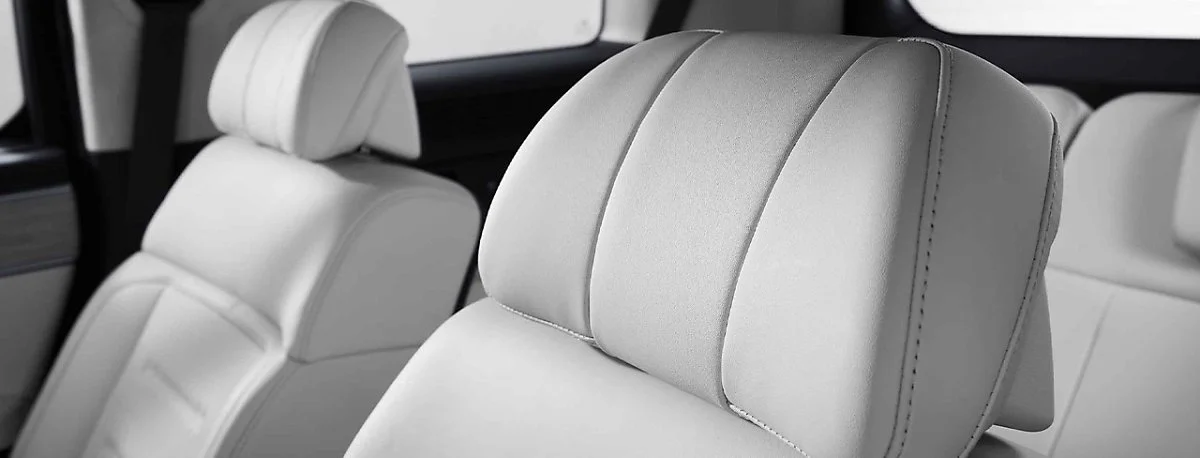 the_all_new_santafe_space_seat_variation_2nd_seat_wing_type_headrest_off_%ED%81%AC%EA%B2%8C.jpeg?type=w1200