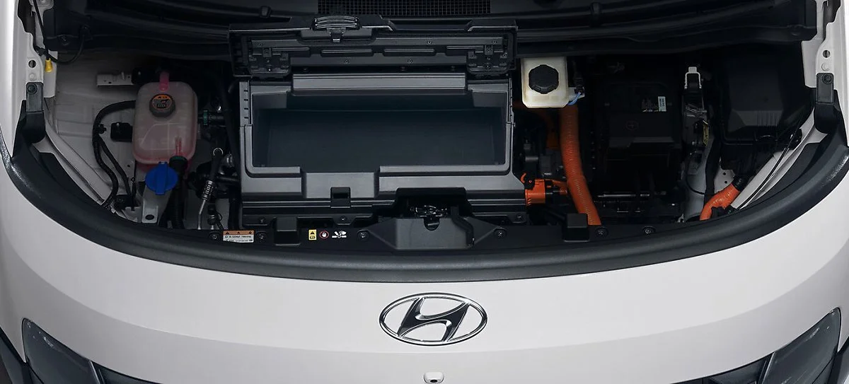 st1_features_frunk.jpg?type=w1200