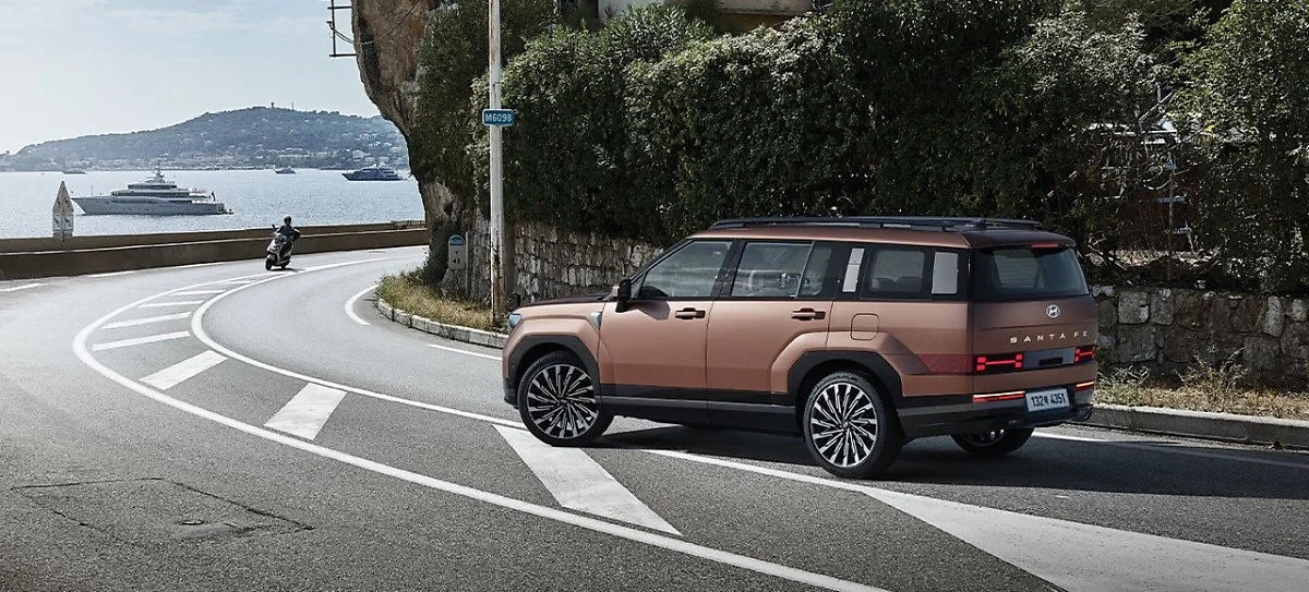 the_all_new_santafe_safety_multiple_anti_collision_automatic__braking_system_%ED%81%AC%EA%B2%8C.jpeg?type=w1200