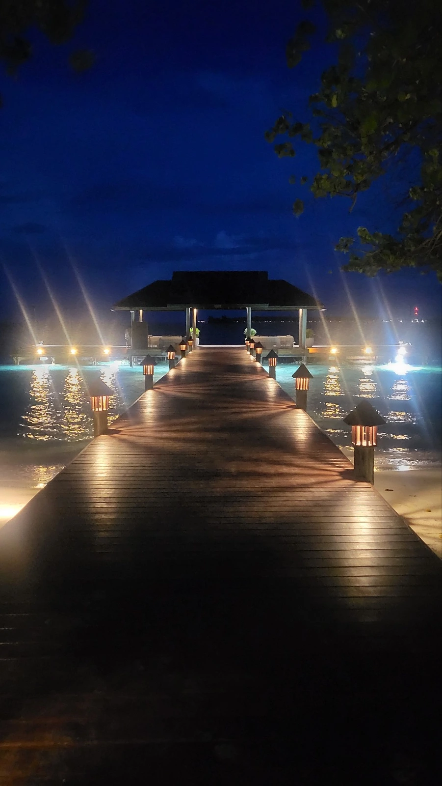 몰디브 2 저녁먹으러 가는길 남편없는.jpeg