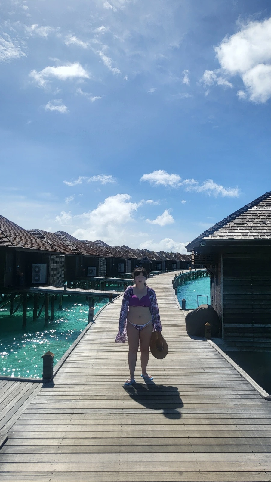 몰디브 2 보라 비키니 하트존.jpeg