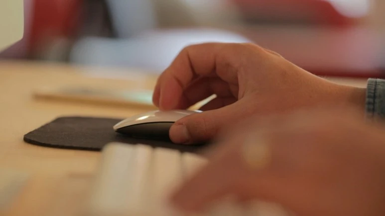 %EC%8A%A4%ED%81%AC%EB%A1%A4%EB%A7%81.mp4_snapshot_00.01_2024.02.23_11.23.33.jpg?type=w773