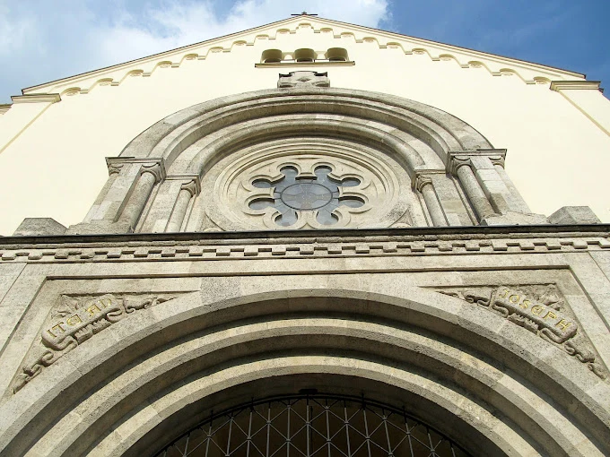 AF1QipOXeE8_LJ9Ud29048TBYWy9misuU1knEjyma03X=s680-w680-h510