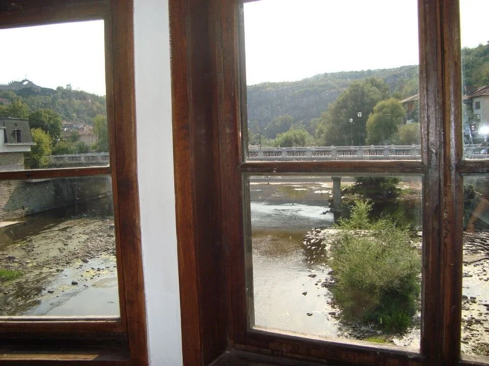 the-covered-bridge.jpg?w1000amp;h-1amp;s1