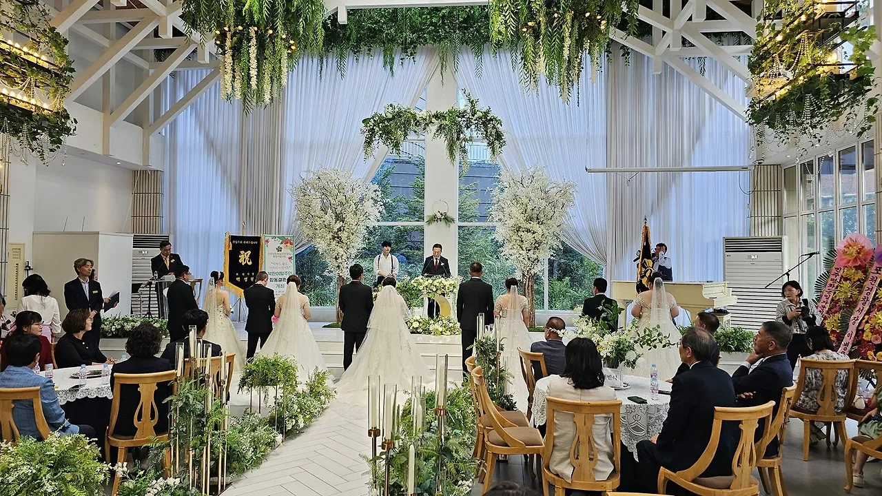 img.jpg?credential=yqXZFxpELC7KVnFOS48ylbz2pIh7yKj8&expires=1761922799&allow_ip=&allow_referer=&signature=mMdpQvpCS3RGajpCqzSCCh19GX4%3D