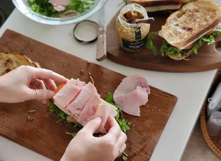 (%EC%82%AC%EC%A7%845-%EB%8F%84%EB%A7%88%ED%94%8C%EB%A0%88%EC%9D%B4%ED%8C%853).JPG?type=w773