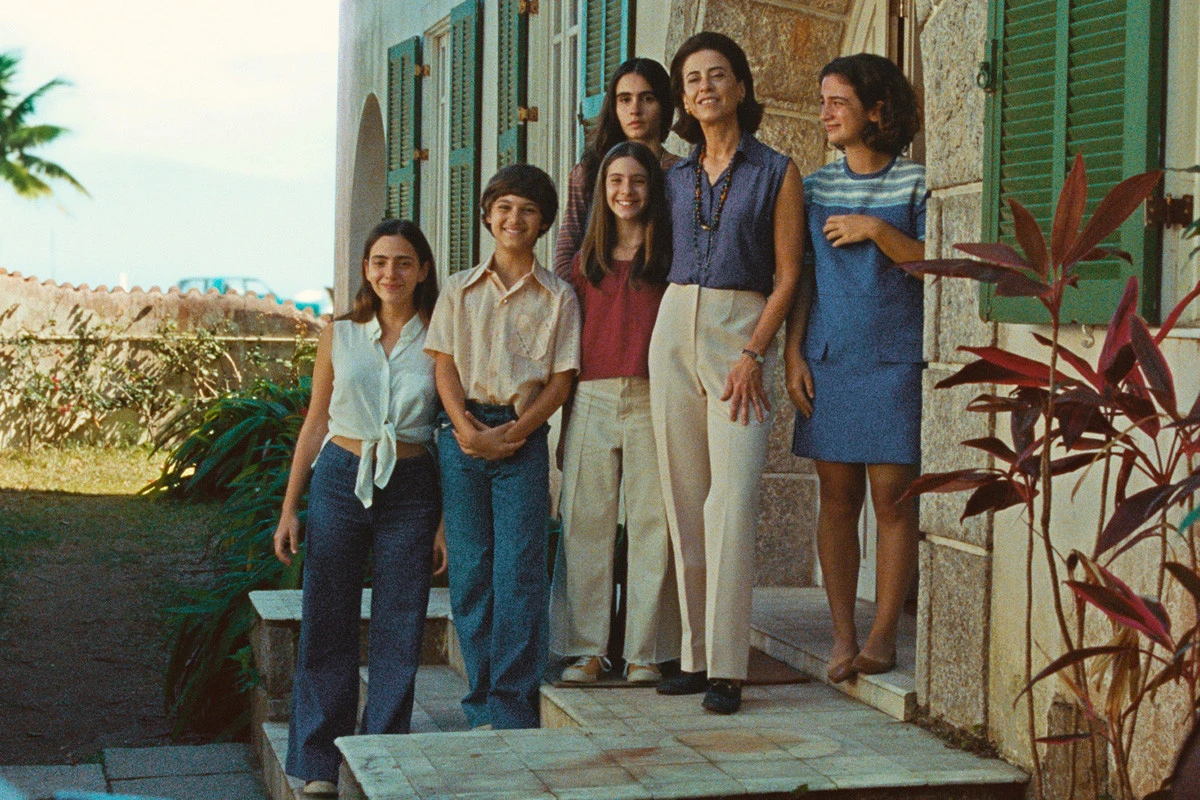 아임 스틸 히어.jfif