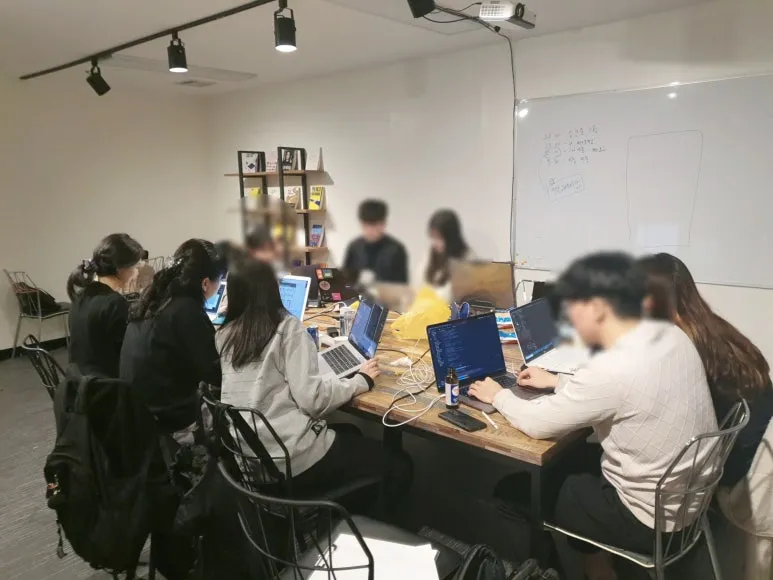 SE-5b24e1fa-473b-413b-acde-7da4b13dc82a.jpg?type=w773