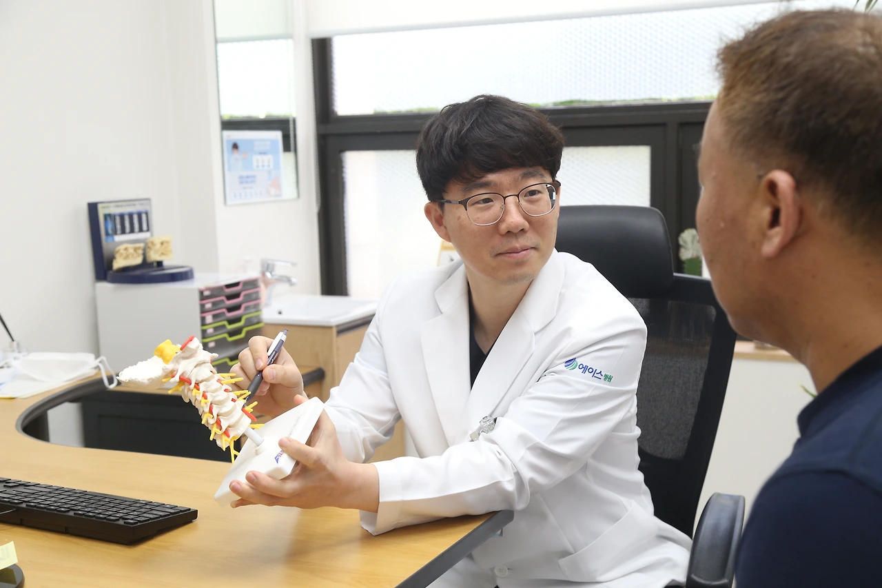 원장진료1 (120).JPG