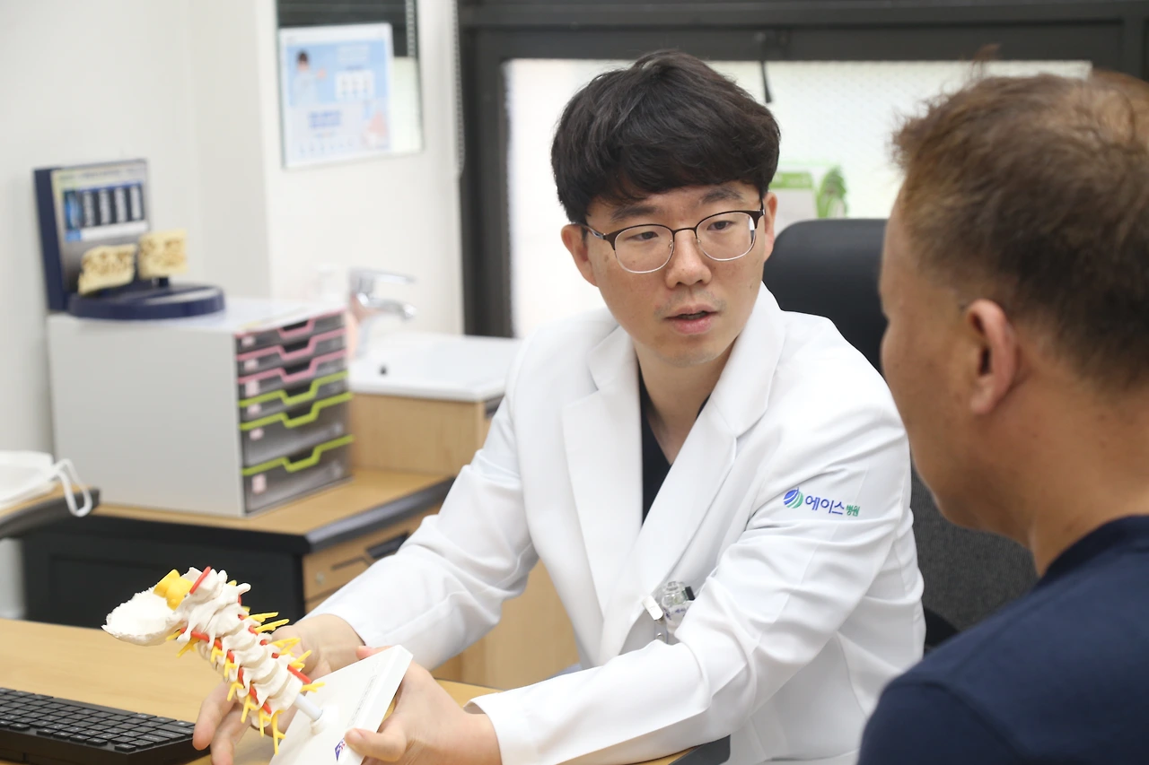 원장진료1 (108).JPG