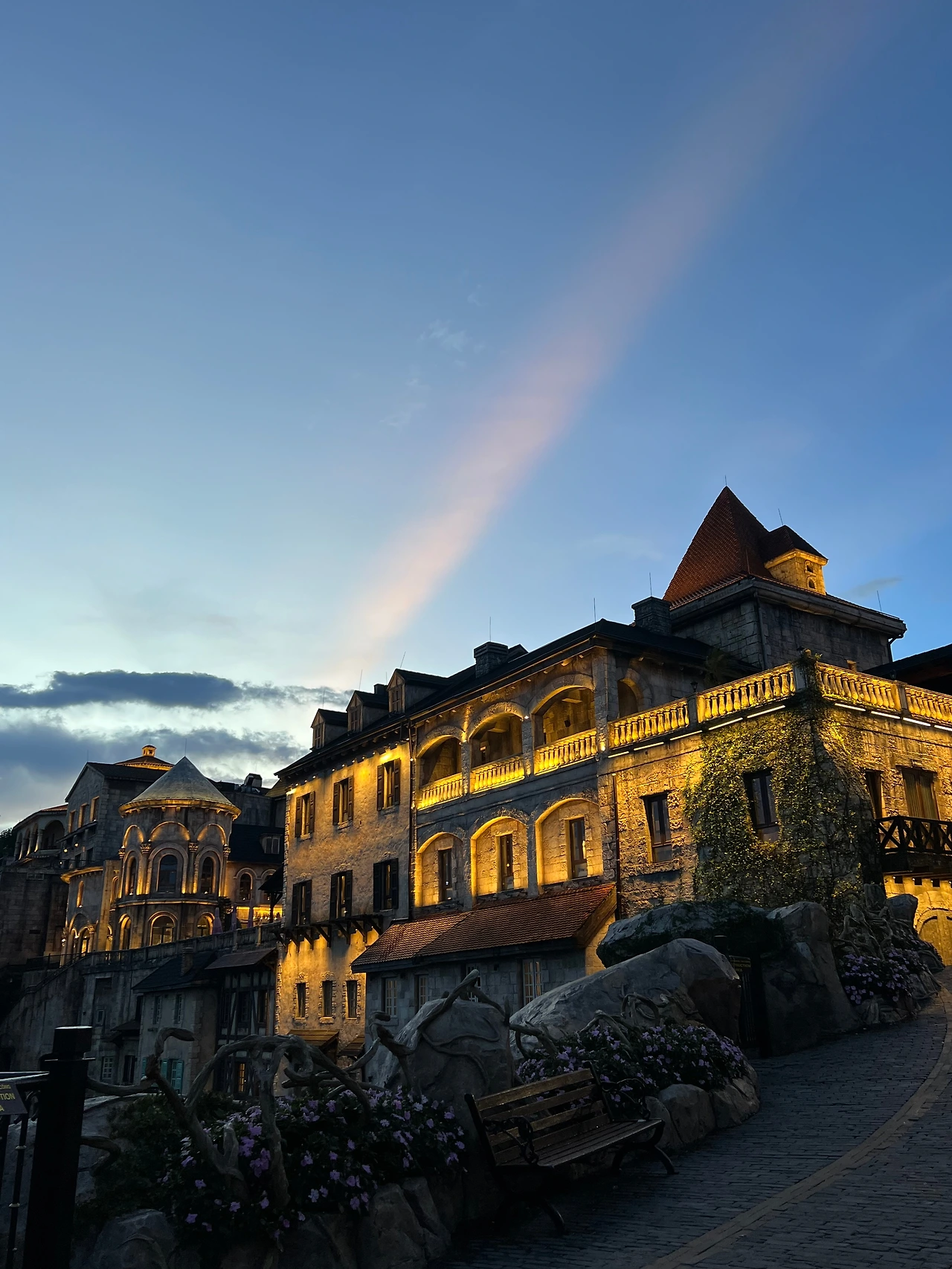 52DNcehowGyXYP2iZ4BtgMF_EIc