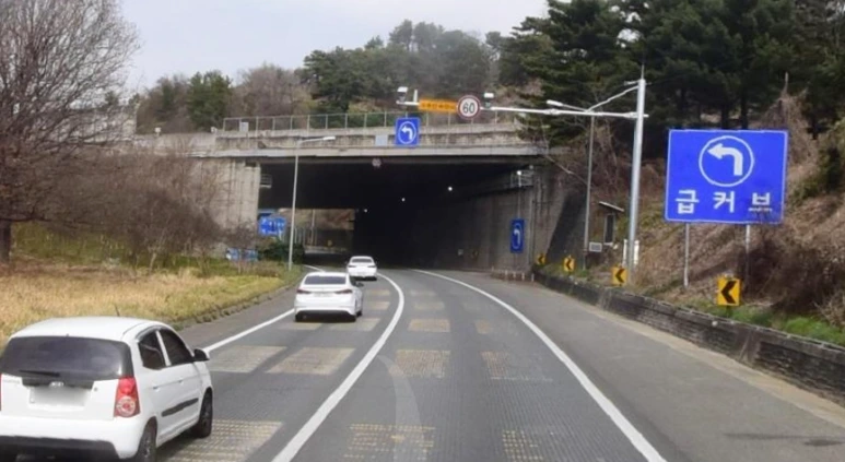 %ED%99%94%EB%A9%B4_%EC%BA%A1%EC%B2%98_2022-04-03_090230.png?type=w773