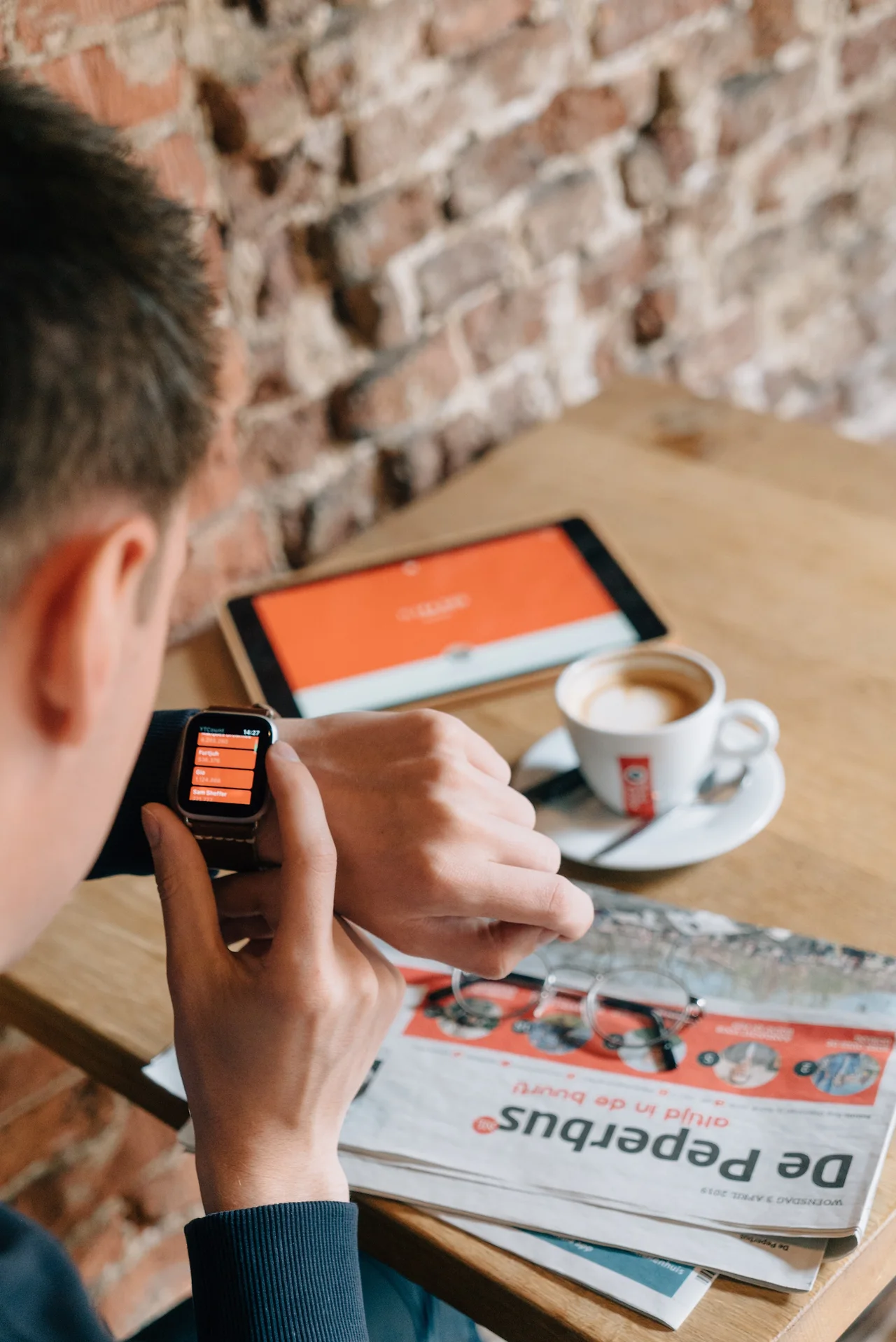 photo-1555596098-0f5af1a539a3?ixlib=rb-1.2.1&amp;ixid=MnwxMjA3fDB8MHxwaG90by1wYWdlfHx8fGVufDB8fHx8&amp;auto=format&amp;fit=crop&amp;w=1000&amp;q=80