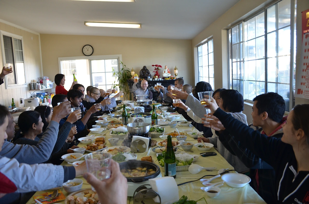 2016 노산사 새해 축배.JPG