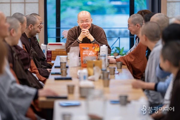 38623_24372_2455.jpg?type=w1600