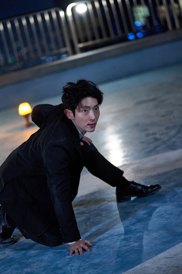 263LT9LHQS_1.jpg?type=w773