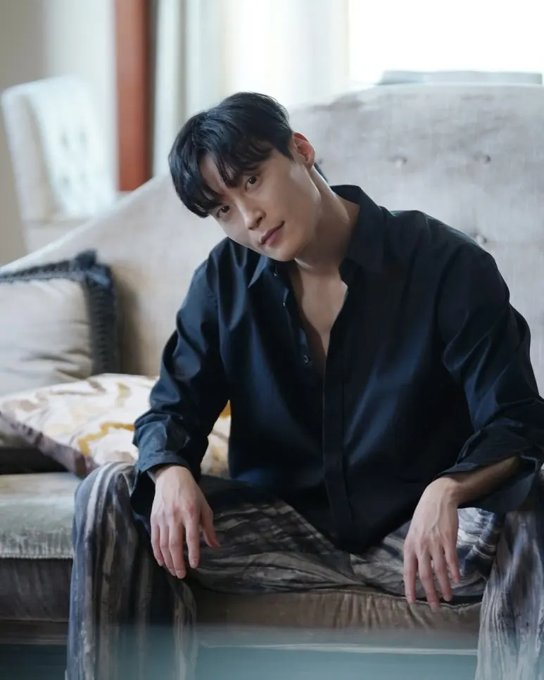 GVX7L2_aMAAIOgg.jpg?type=w773