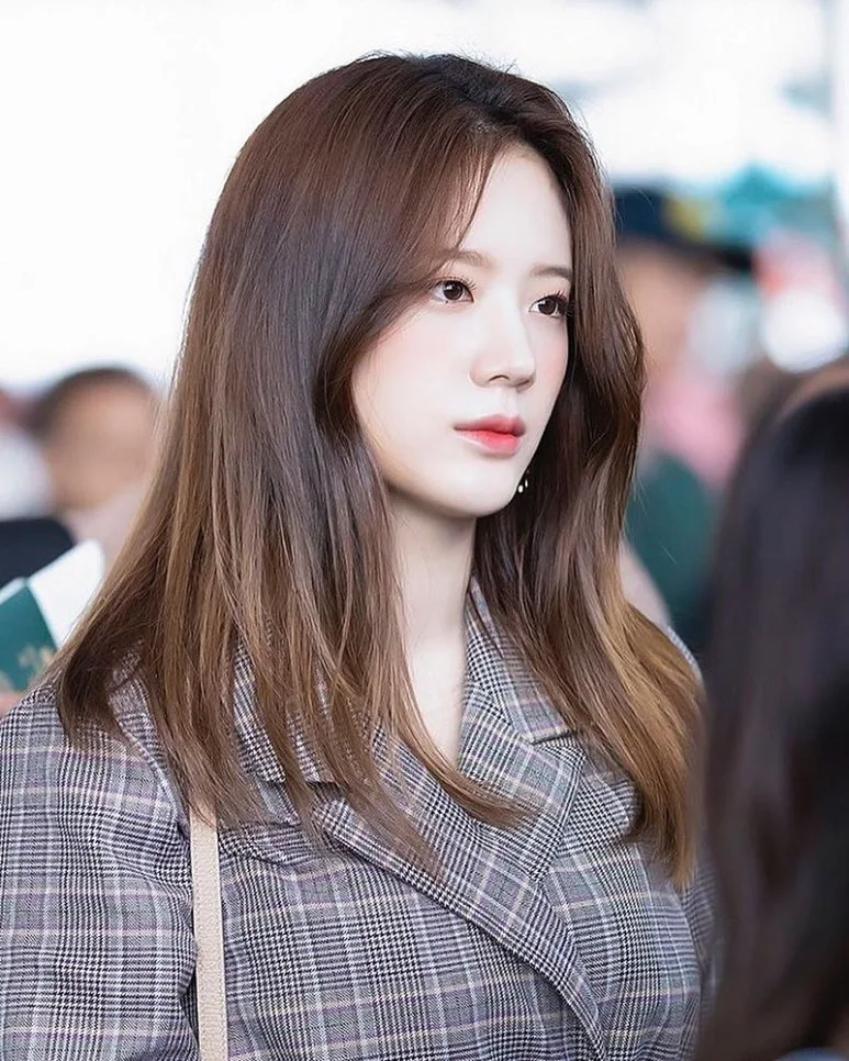 800px-Jang_Gyu-ri_ICN_Airport_Sept_2019.jpg?type=w773