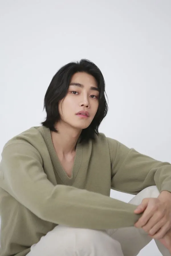 30000731308_700.jpg?type=w773