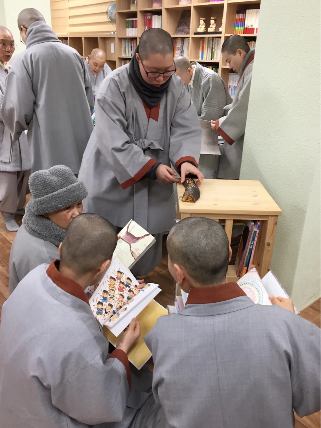 28 운문승가대학 꼬평 그림책이 좋아.JPG